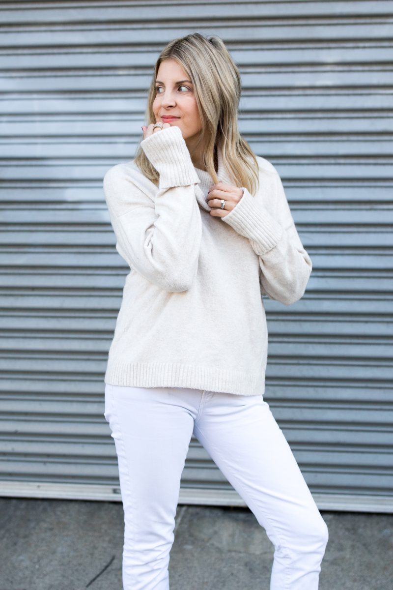 How to Wear White Jeans After Labor Day · Abby Savvy